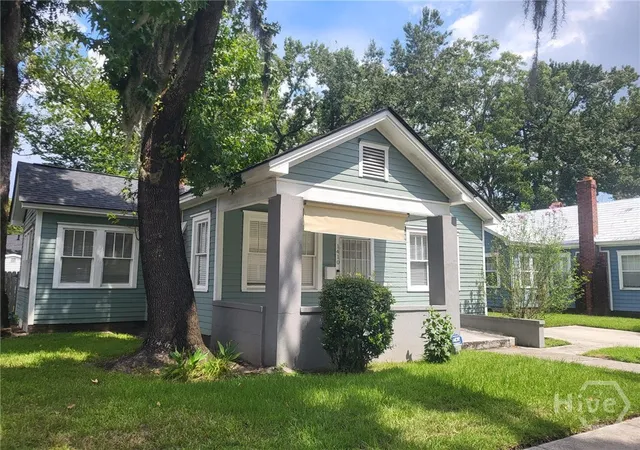 Photo 2 of Single family home for sale at 1410 E 41st Street, Savannah, GA 31404 | MLS# SA364095 | Listing updated on 2026-09-10
