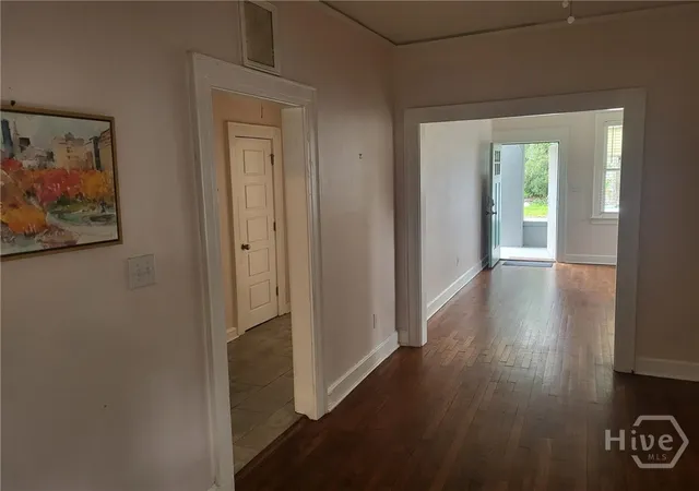 Photo 4 of Single family home for sale at 1410 E 41st Street, Savannah, GA 31404 | MLS# SA364095 | Listing updated on 2026-09-10