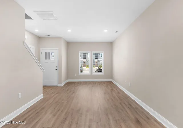 Photo 3 of Townhouse for sale at 608 Jacks Xing Dr, Hubert, NC 28539 | MLS# 100603170 | Listing updated on 2026-09-18