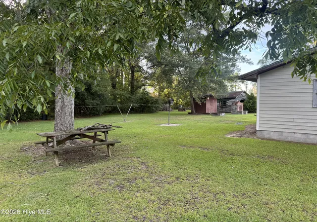 Photo 4 of Single family home for sale at 469 Nc 306, Grantsboro, NC 28529 | MLS# 100602143 | Listing updated on 2026-09-19