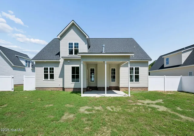 Photo 4 of Single family home for sale at 3295 School View Dr, Farmville, NC 27828 | MLS# 100577448 | Listing updated on 2026-09-11