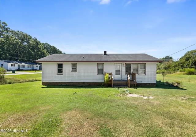 Photo 2 of Single family home for sale at 103 Mccoy Dr, Nashville, NC 27856 | MLS# 100603476 | Listing updated on 2026-09-14