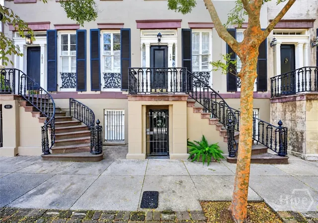 Listing Photo 3 - Condo for sale in building located at 103 W Gordon St, Savannah, GA 31401 - Unit #C