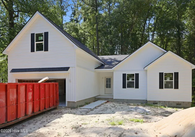 Single family home for sale at 101 Hillside Dr, Washington, NC 27889 | MLS# 100602142 | Listing updated on 2026-09-18