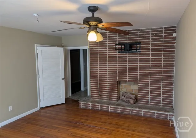 Photo 2 of Single family home for sale at 1000 Googe St, Savannah, GA 31415 | MLS# SA366316 | Listing updated on 2026-10-13