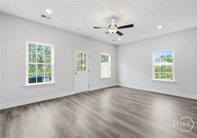 Photo 2 of Townhouse for sale at 137 Islamorada Ln, Bloomingdale, GA 31302 | MLS# SA364214 | Listing updated on 2026-09-09