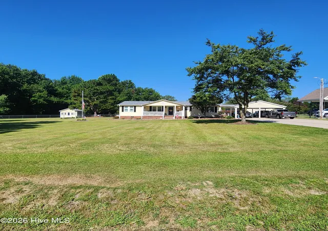 Photo 2 of Manufactured home for sale at 4206 Evansdale Rd, Wilson, NC 27893 | MLS# 100602069 | Listing updated on 2026-09-13