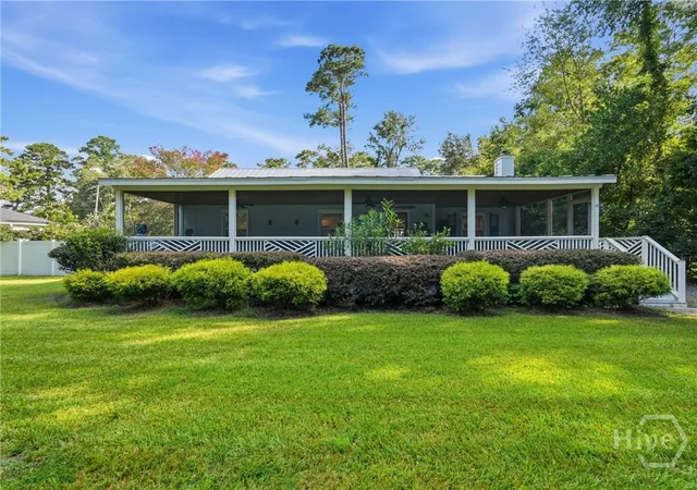 Photo 1 of Single family home for sale at 26 Nancy Pl, Savannah, GA 31406 | MLS# SA364145 | Listing updated on 2026-09-10