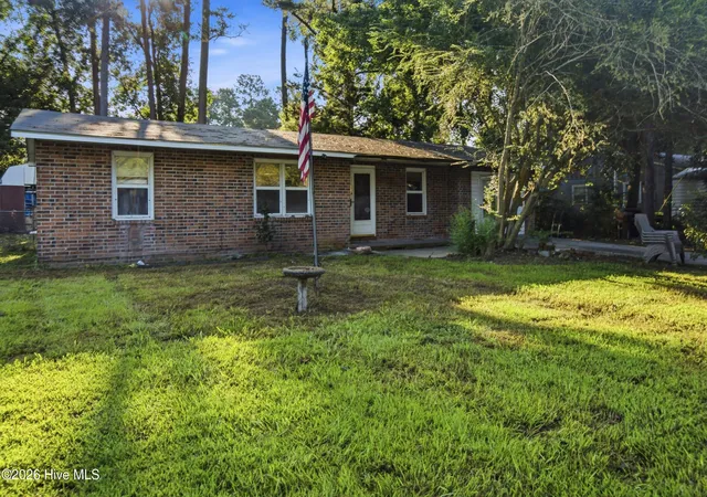 Photo 2 of Single family home for sale at 528 Oci Dr, Jacksonville, NC 28540 | MLS# 100601853 | Listing updated on 2026-09-07