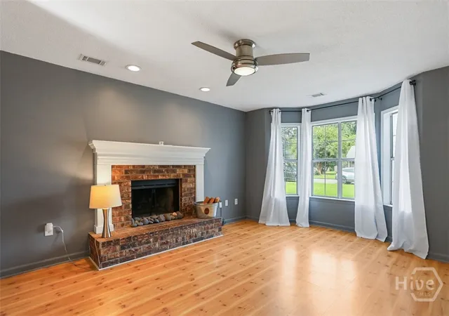 Photo 3 of Single family home for sale at 400 Greenwich Dr, Richmond Hill, GA 31324 | MLS# SA363574 | Listing updated on 2026-09-18