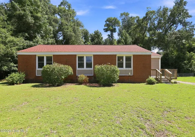 Photo 1 of Single family home for sale at 412 Houston Rd, Jacksonville, NC 28540 | MLS# 100602731 | Listing updated on 2026-09-10