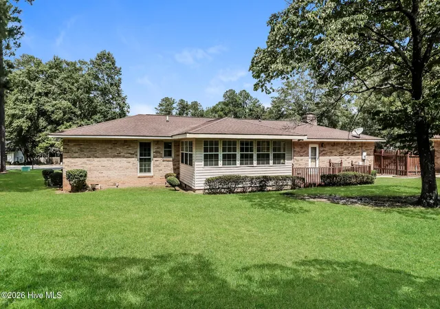 Photo 4 of Single family home for sale at 2126 Huron Dr, Aiken, SC 29803 | MLS# 100602058 | Listing updated on 2026-09-24