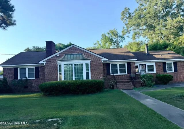 Single family home for sale at 1210 Meadowood Dr, Kinston, NC 28501 | MLS# 100600544 | Listing updated on 2026-09-05