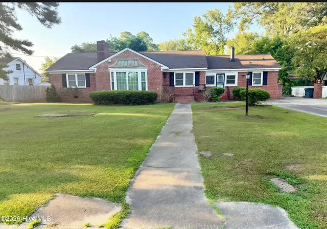 Photo 1 of Single family home for sale at 1210 Meadowood Dr, Kinston, NC 28501 | MLS# 100600544 | Listing updated on 2026-09-05