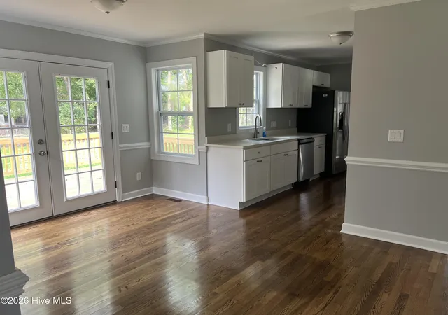Photo 2 of Single family home for sale at 2304 Woodridge Dr, Winterville, NC 28590 | MLS# 100602155 | Listing updated on 2026-09-08