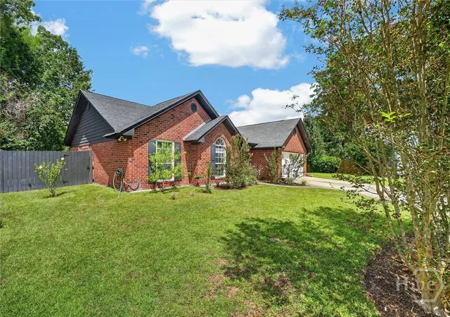 Photo 2 of Single family home for sale at 70 Parkside Dr, Richmond Hill, GA 31324 | MLS# SA364518 | Listing updated on 2026-09-15