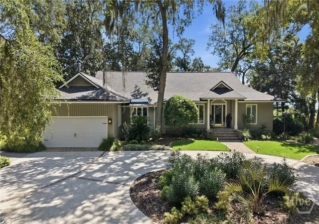 Photo 1 of Single family home for sale at 24 Magnolia Xing, Savannah, GA 31411 | MLS# SA363553 | Listing updated on 2026-10-05