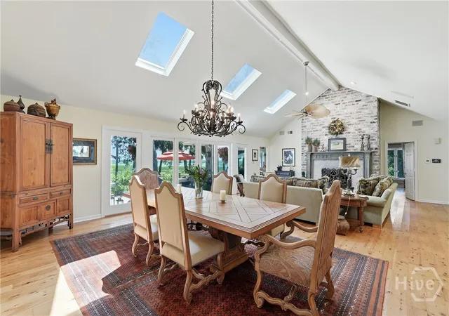 Photo 3 of Single family home for sale at 24 Magnolia Xing, Savannah, GA 31411 | MLS# SA363553 | Listing updated on 2026-10-05