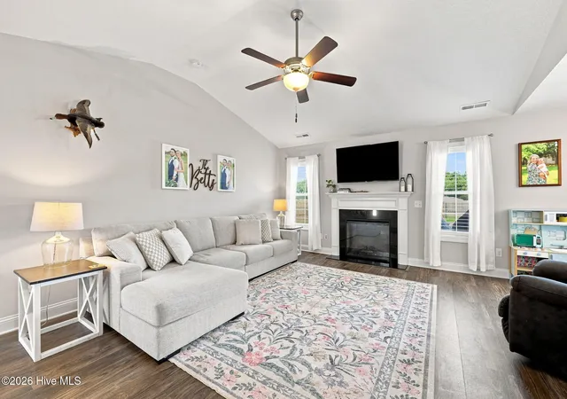 Photo 2 of Single family home for sale at 124 Village Crk Dr, Maysville, NC 28555 | MLS# 100601611 | Listing updated on 2026-09-11