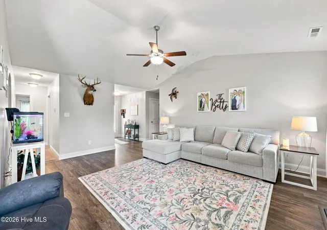 Photo 4 of Single family home for sale at 124 Village Crk Dr, Maysville, NC 28555 | MLS# 100601611 | Listing updated on 2026-09-11