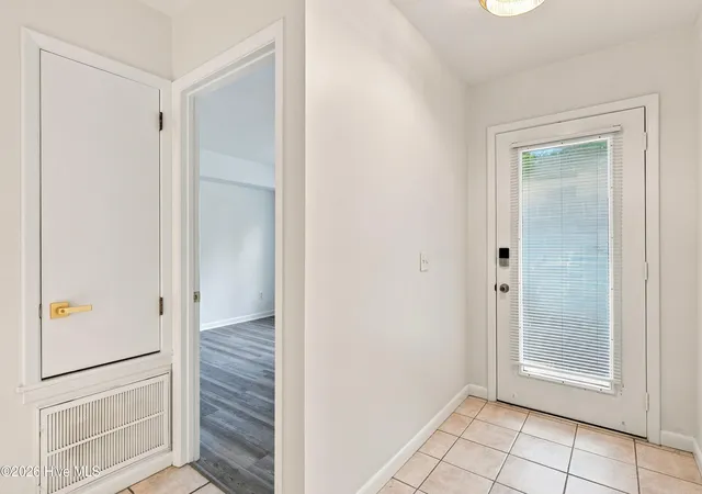 Photo 3 of Townhouse for sale at 1800 Eastwood Rd #Apt 253, Wilmington, NC 28403 | MLS# 100599380 | Listing updated on 2026-09-18
