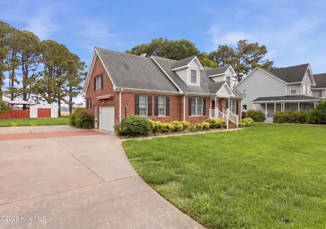 Photo 3 of Single family home for sale at 146 N Point Blvd, Moyock, NC 27958 | MLS# 100601502 | Listing updated on 2026-09-29