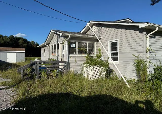 Photo 3 of Single family home for sale at 40 Hall Ln, Gatesville, NC 27938 | MLS# 100601928 | Listing updated on 2026-09-07