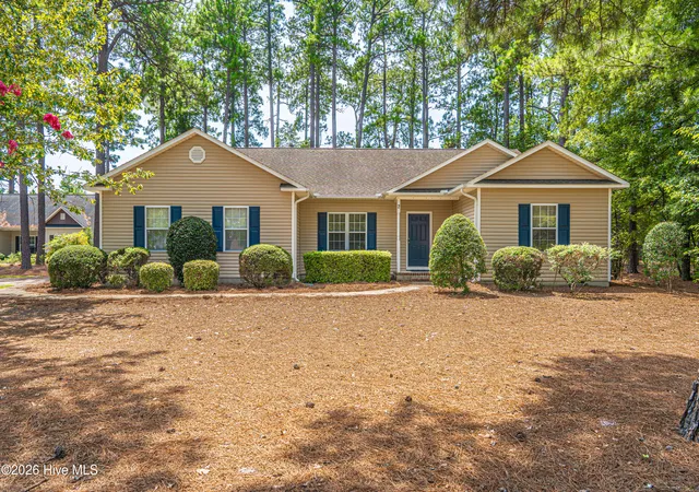 Photo 1 of Single family home for sale at 2 Ice Ct, Pinehurst, NC 28374 | MLS# 100604198 | Listing updated on 2026-10-14