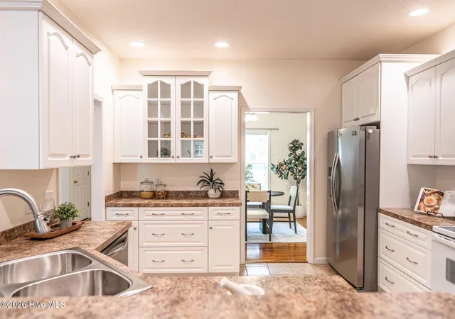 Photo 3 of Single family home for sale at 2 Ice Ct, Pinehurst, NC 28374 | MLS# 100604198 | Listing updated on 2026-10-14