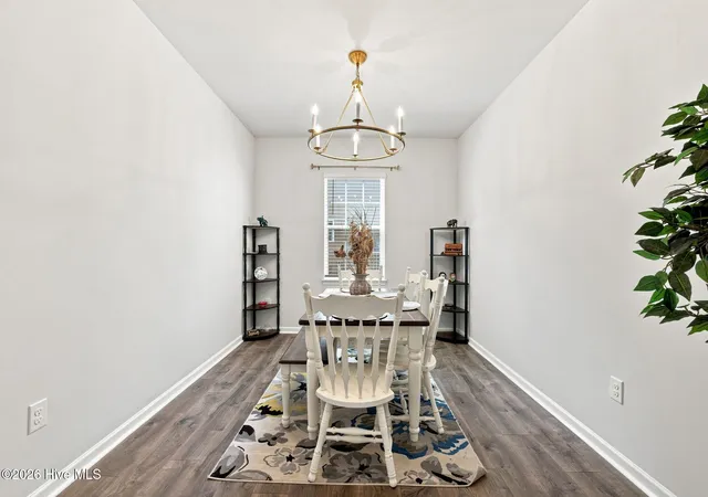 Photo 4 of Single family home for sale at 1012 Kellie Ct, New Bern, NC 28562 | MLS# 100603143 | Listing updated on 2026-09-12