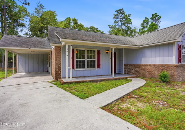 Photo 3 of Single family home for sale at 3619 Bent Tree Ct, Wilmington, NC 28405 | MLS# 100600613 | Listing updated on 2026-09-14