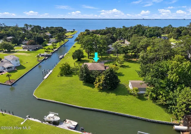 Photo 1 of Single family home for sale at 315 Holly Ln, Newport, NC 28570 | MLS# 100603523 | Listing updated on 2026-09-17