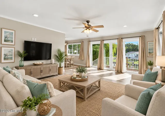 Photo 4 of Single family home for sale at 315 Holly Ln, Newport, NC 28570 | MLS# 100603523 | Listing updated on 2026-09-17