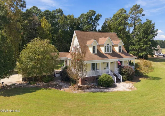 Photo 3 of Single family home for sale at 1052 N Creek Dr, Belhaven, NC 27810 | MLS# 100609702 | Listing updated on 2026-10-14