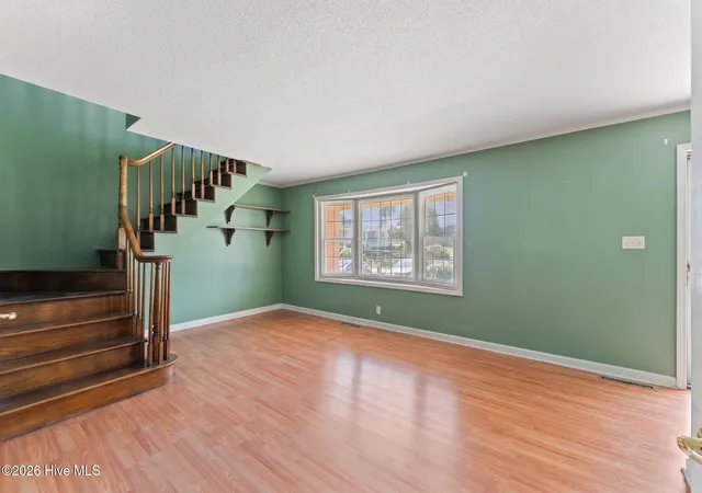 Photo 4 of Single family home for sale at 906 20th Avenue N, North Myrtle Beach, SC 29582 | MLS# 100601572 | Listing updated on 2026-09-16