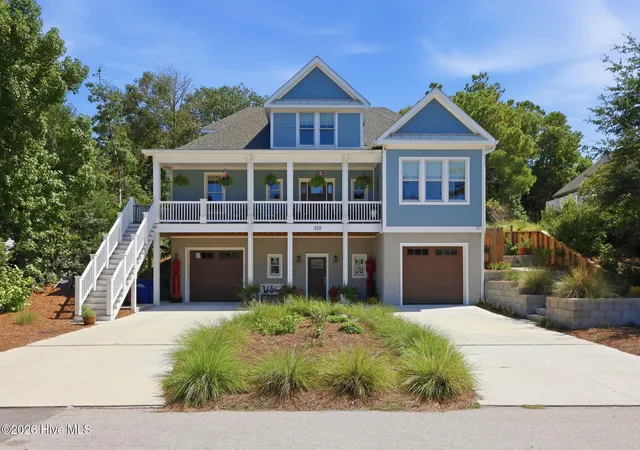 Single family home for sale at 320 Cape Lookout Loop, Emerald Isle, NC 28594 | MLS# 100601274