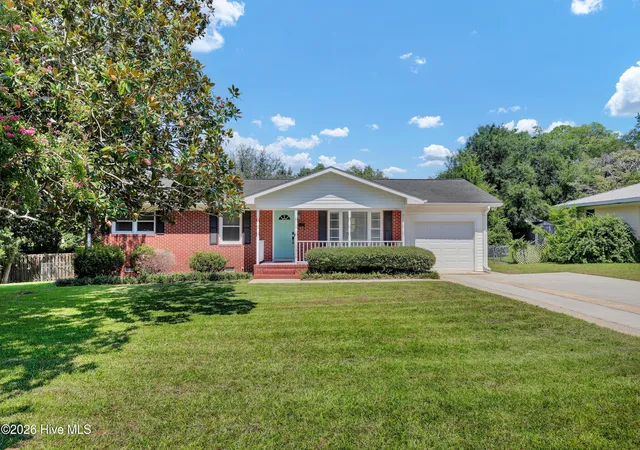 Photo 3 of Single family home for sale at 3309 Winston Blvd, Wilmington, NC 28403 | MLS# 100601473 | Listing updated on 2026-09-04
