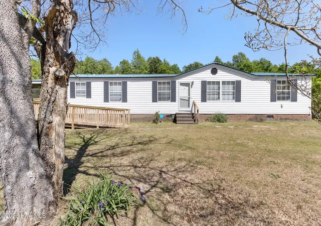 Photo 2 of Manufactured home for sale at 4652 Faith Baptist Church Rd, Pinetops, NC 27864 | MLS# 100567620 | Listing updated on 2026-09-08