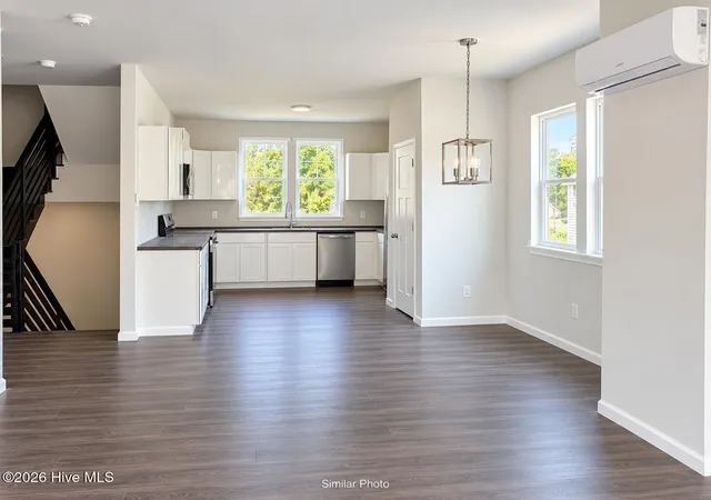 Photo 3 of Single family home for sale at 1619 Hargett St, Jacksonville, NC 28540 | MLS# 100599749 | Listing updated on 2026-09-12