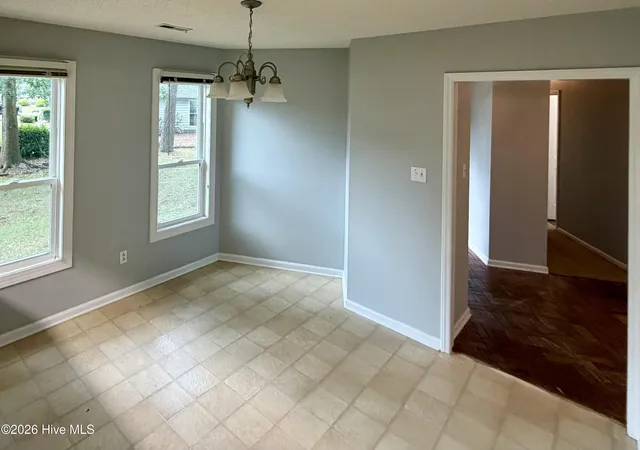Photo 3 of Single family home for sale at 105 Norman Ct, New Bern, NC 28560 | MLS# 100601510 | Listing updated on 2026-10-13