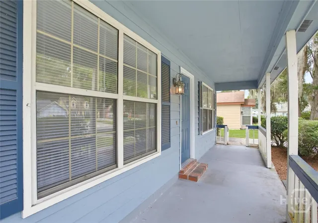 Photo 3 of Single family home for sale at 11 Jasmine Ct, Savannah, GA 31406 | MLS# SA364976 | Listing updated on 2026-10-23