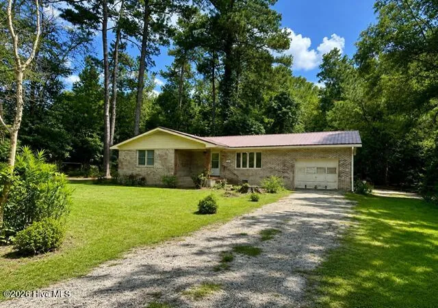 Single family home for sale at 371 Ml Quarters Rd, Hallsboro, NC 28442 | MLS# 100600855