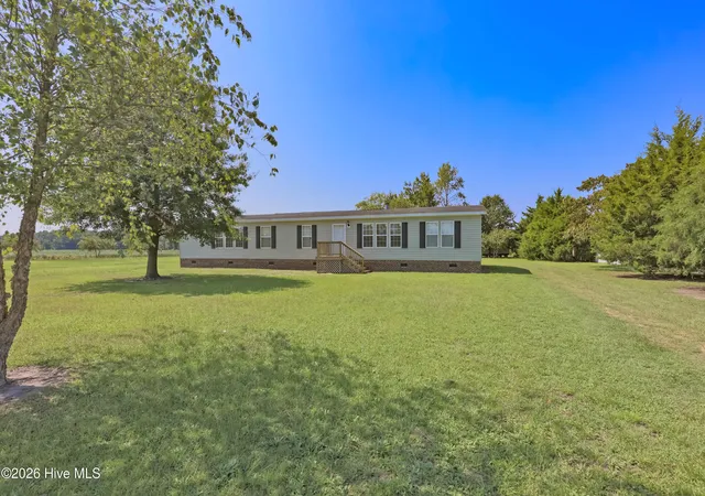 Photo 2 of Manufactured home for sale at 233 Friendship Church Rd, Warsaw, NC 28398 | MLS# 100602010 | Listing updated on 2026-09-18