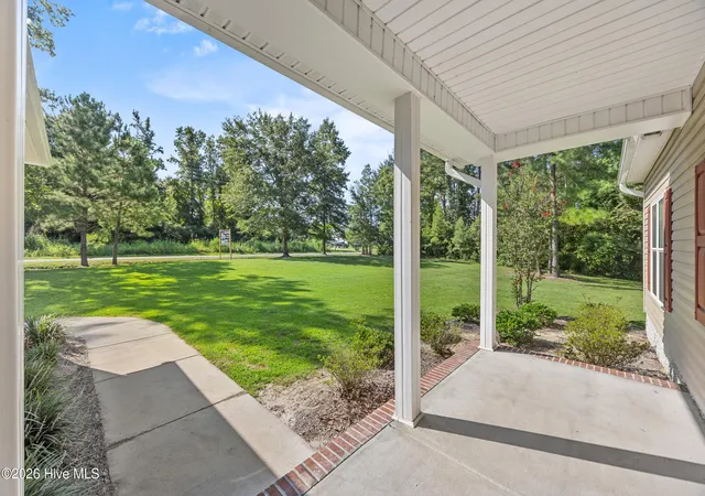 Photo 3 of Single family home for sale at 344 Island Crk Rd, Rocky Point, NC 28457 | MLS# 100602158 | Listing updated on 2026-09-10
