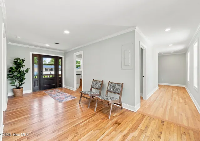 Photo 4 of Single family home for sale at 602 W Broad St, Swansboro, NC 28584 | MLS# 100601260 | Listing updated on 2026-10-05