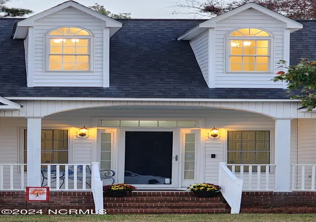 Photo 3 of Single family home for sale at 108 Eudora Dr, Newport, NC 28570 | MLS# 100602440 | Listing updated on 2026-09-18