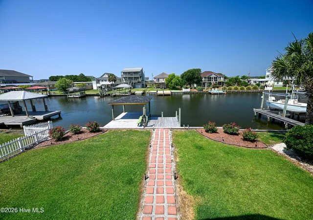 Photo 3 of Single family home for sale at 1041 1st Street, Surf City, NC 28445 | MLS# 100583279 | Listing updated on 2026-09-02
