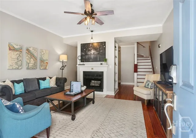 Photo 2 of Single family home for sale at 507 Tattnall St, Savannah, GA 31401 | MLS# SA358892 | Listing updated on 2026-09-09