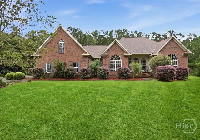 Photo 1 of Single family home for sale at 141 Saint Catherine Cir, Richmond Hill, GA 31324 | MLS# SA363969 | Listing updated on 2026-09-10