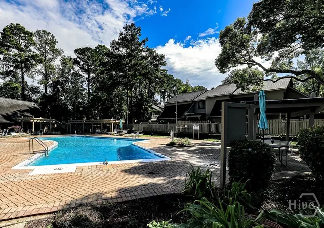 Listing Photo 2 - Condo for sale in building located at 459 Mall Blvd, Savannah, GA 31406 - Unit #100